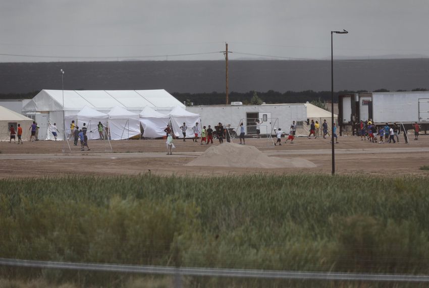 Tornillo_tent_city_1_IVP_TT